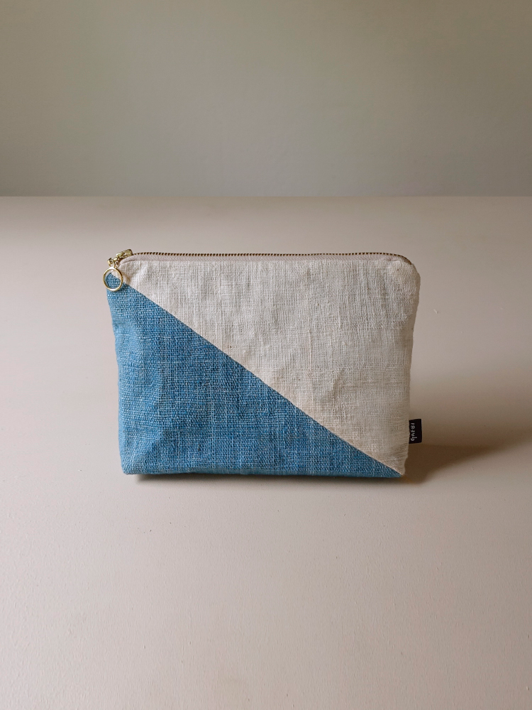 Hand-woven Pouch(Color Block)_Indigo Blue