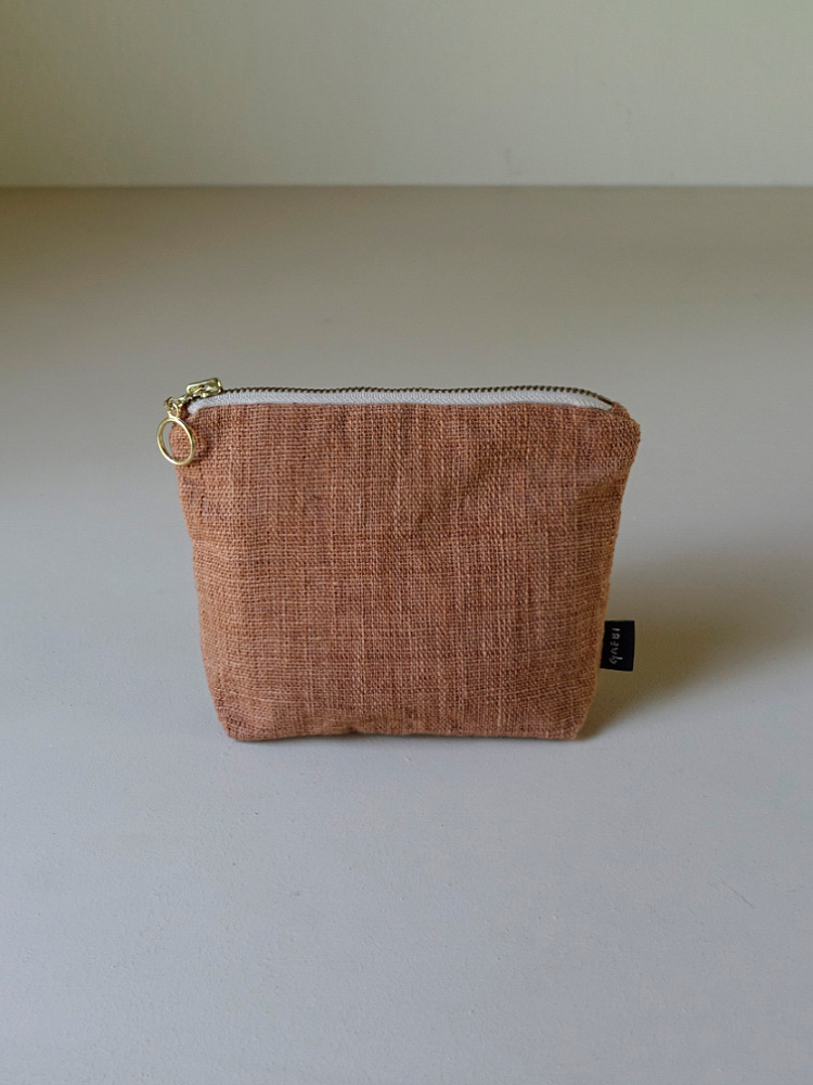 Hand-woven Pouch_Red Taro