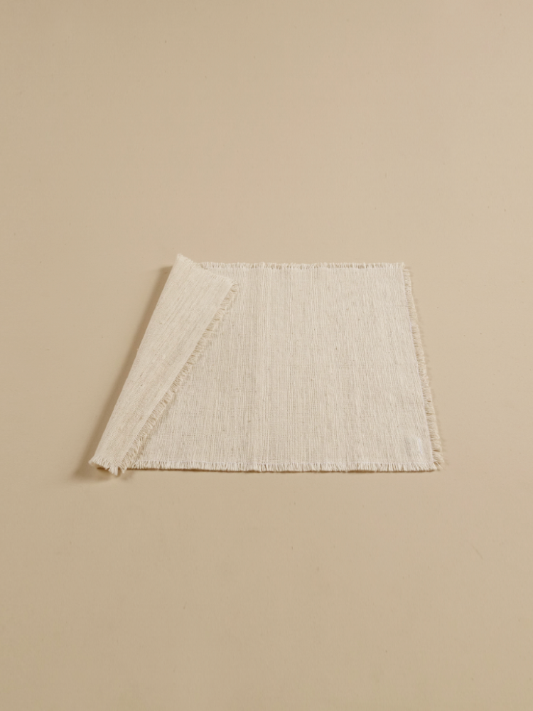 Hand-woven Placemat (Fringe)_Organic White