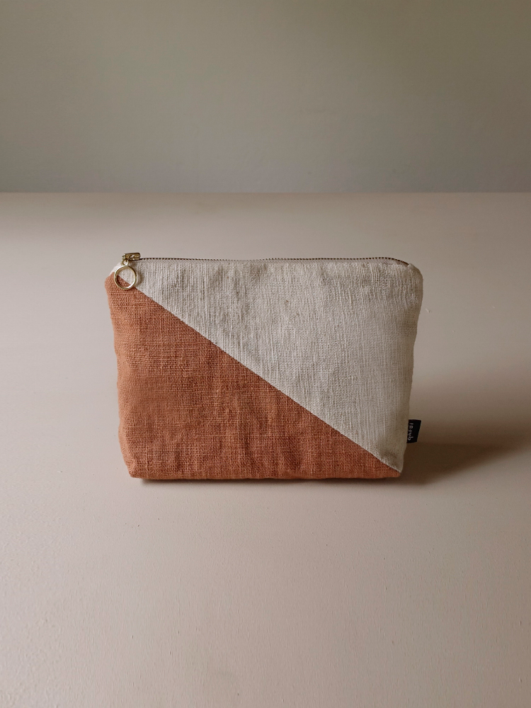 Hand-woven Pouch(Color Block)_Red Taro